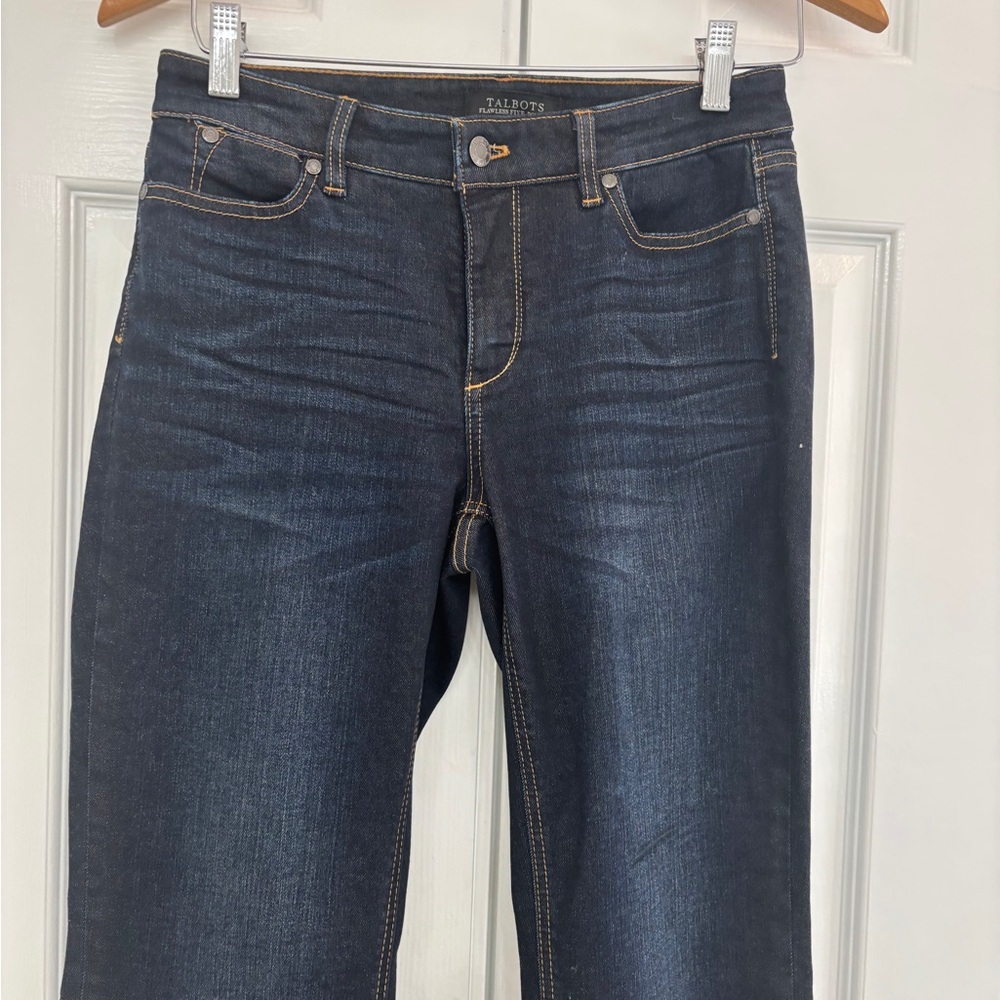 Talbots Flawless Five-Pocket Curvy Bootcut Jeans•Dark Wash•EUC• no back gap!•4P